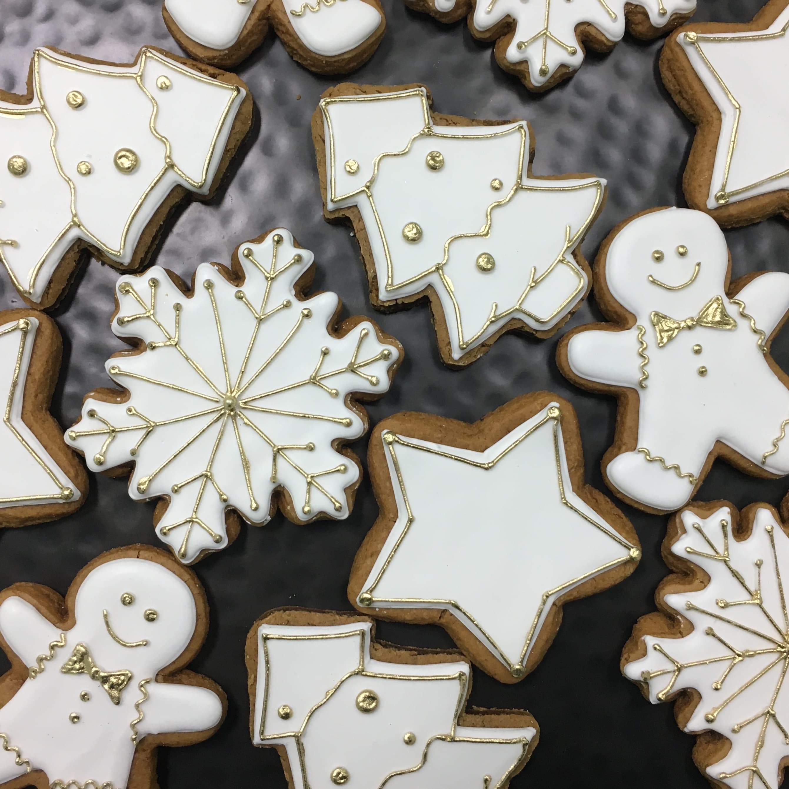 christmas decorated sugar cookies